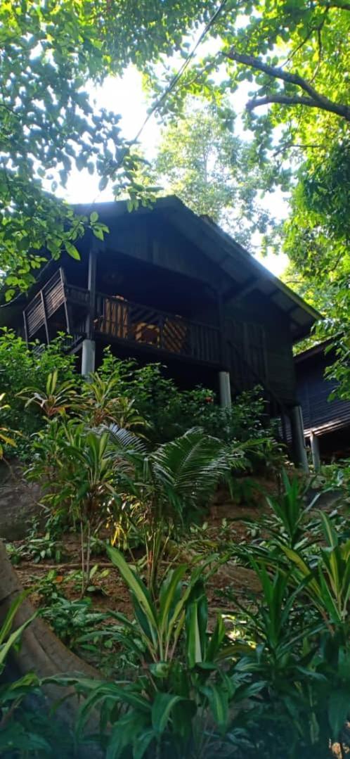 Melina Beach Resort Kampung Genting 외부 사진