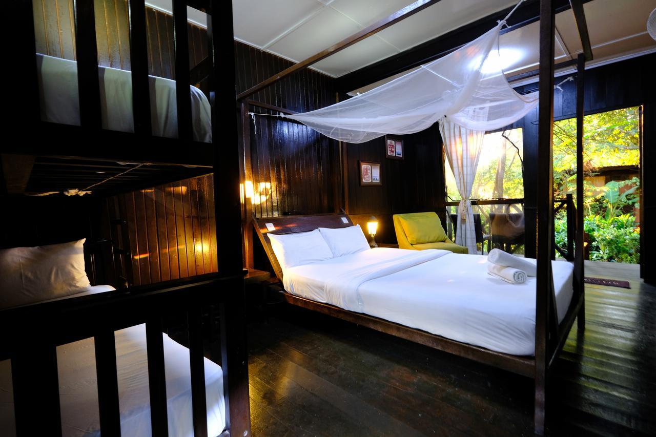 Melina Beach Resort Kampung Genting 외부 사진