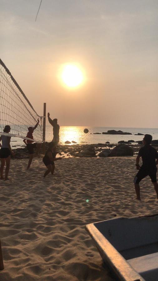 Melina Beach Resort Kampung Genting 외부 사진